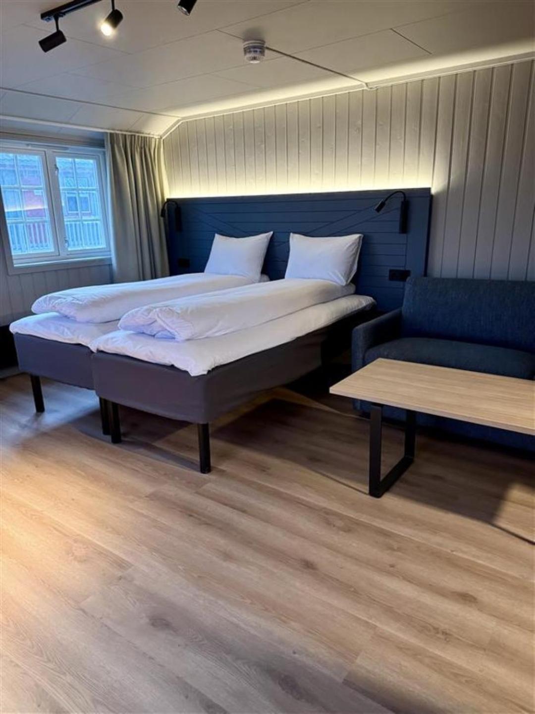 Gronnbuene Rorbu Hotel 안데네스 외부 사진