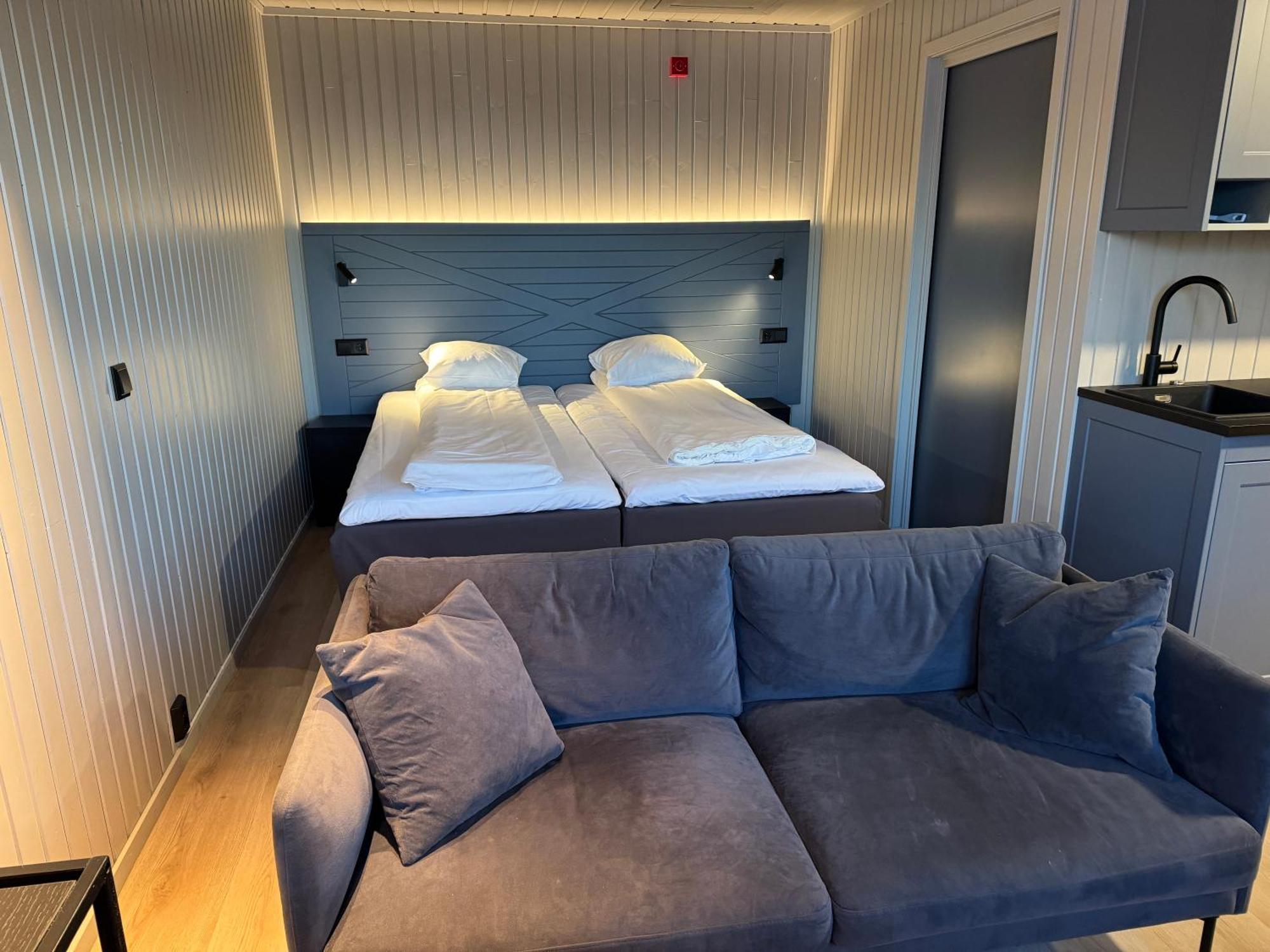 Gronnbuene Rorbu Hotel 안데네스 외부 사진
